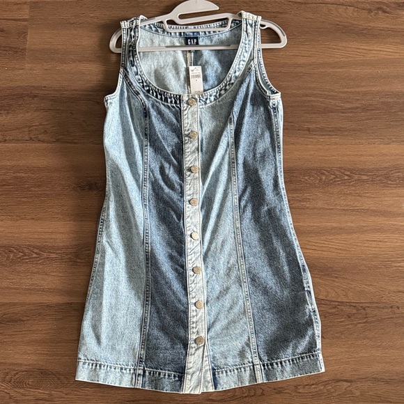 GAP Dresses & Skirts - NWT GAP Ombré Blue Denim Sleeveless Dress